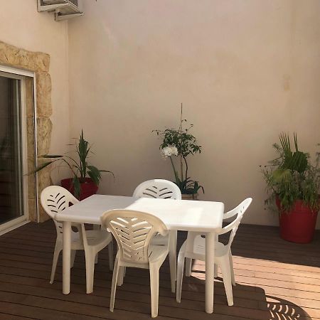 Maison De Village Avec Patio Bessan Esterno foto