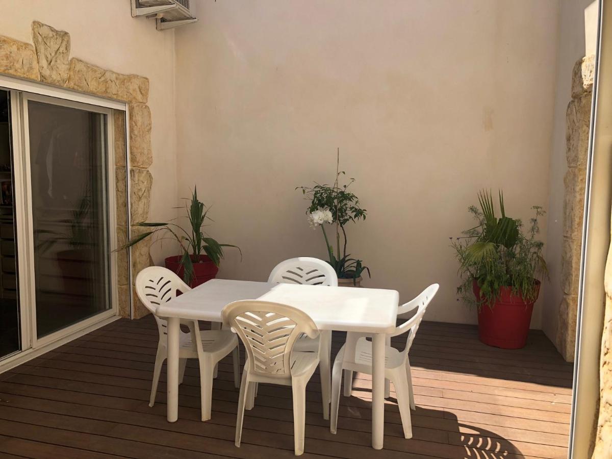 Maison De Village Avec Patio Bessan Esterno foto